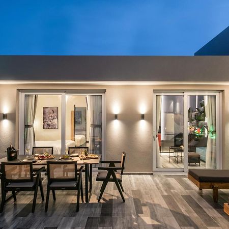 הרסוניסוס Maison Aqua Suite With Private Mini Pool Jacuzzi מראה חיצוני תמונה