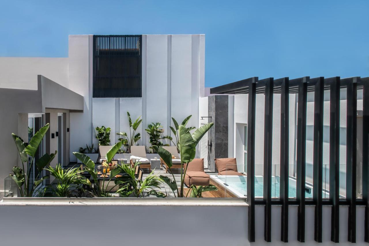 הרסוניסוס Maison Aqua Suite With Private Mini Pool Jacuzzi מראה חיצוני תמונה