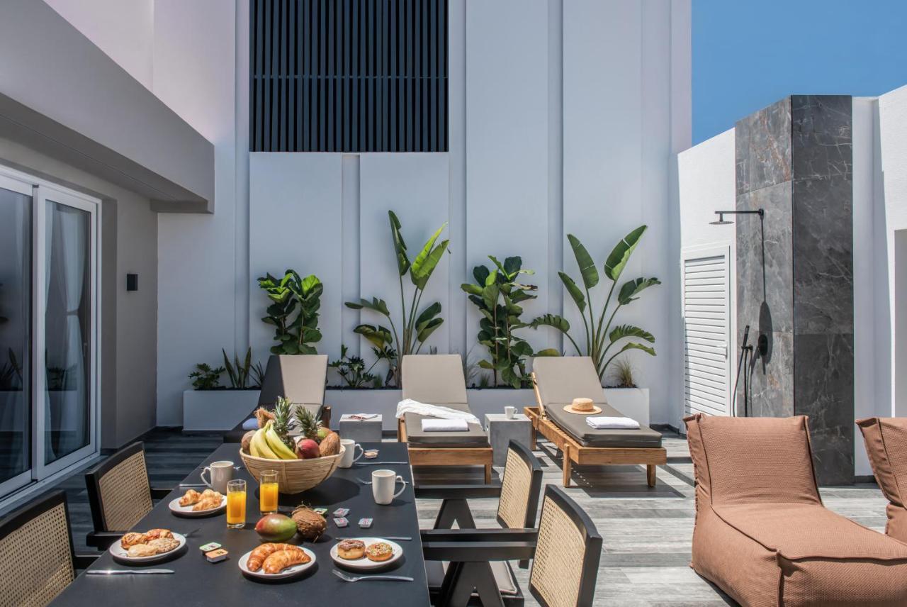 הרסוניסוס Maison Aqua Suite With Private Mini Pool Jacuzzi מראה חיצוני תמונה