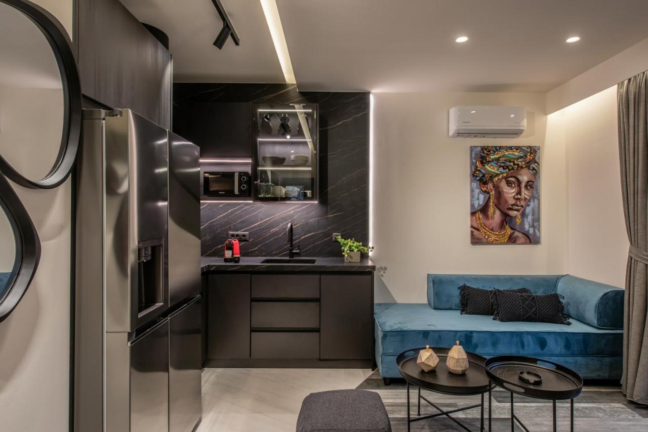 הרסוניסוס Maison Aqua Suite With Private Mini Pool Jacuzzi מראה חיצוני תמונה