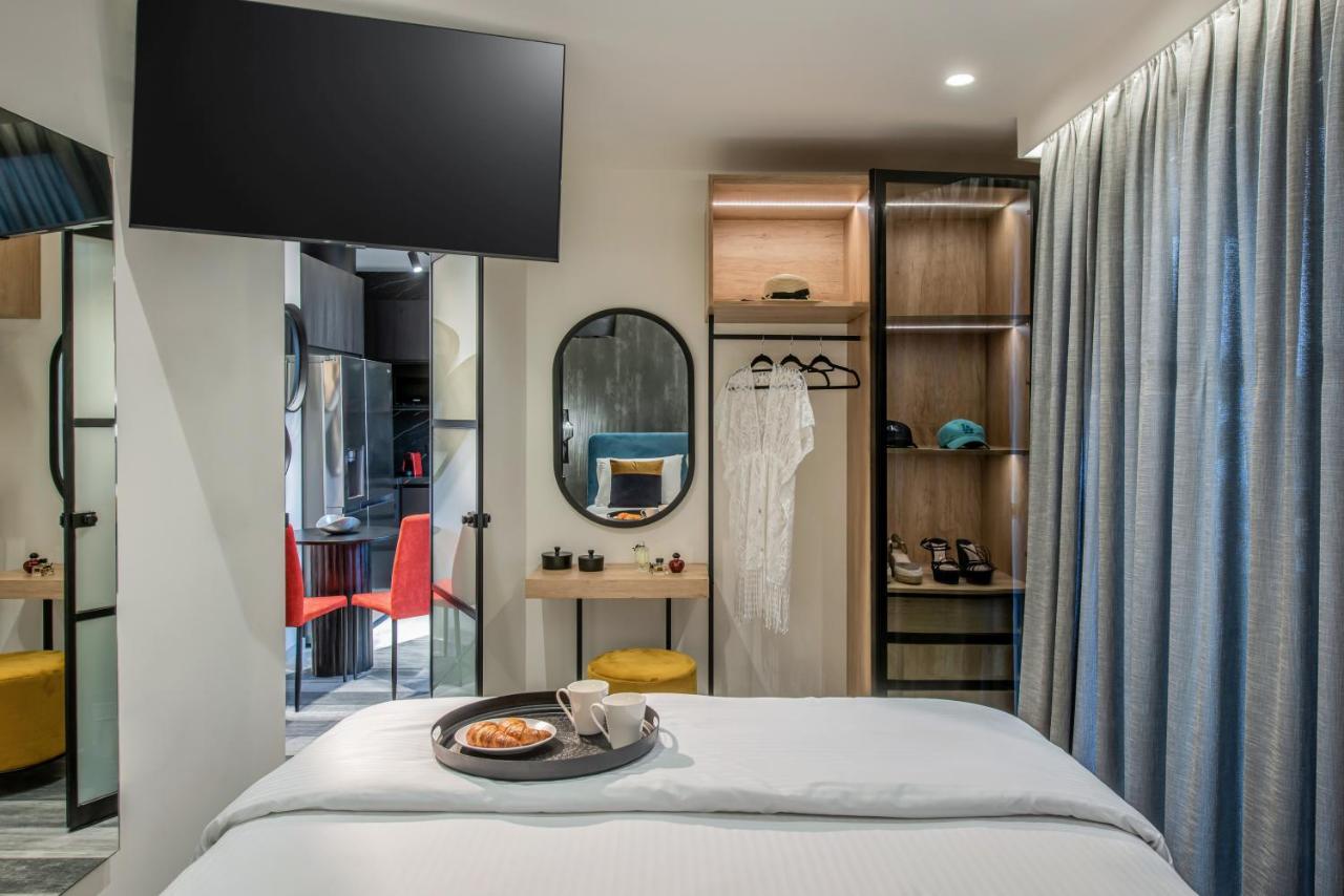 הרסוניסוס Maison Aqua Suite With Private Mini Pool Jacuzzi מראה חיצוני תמונה